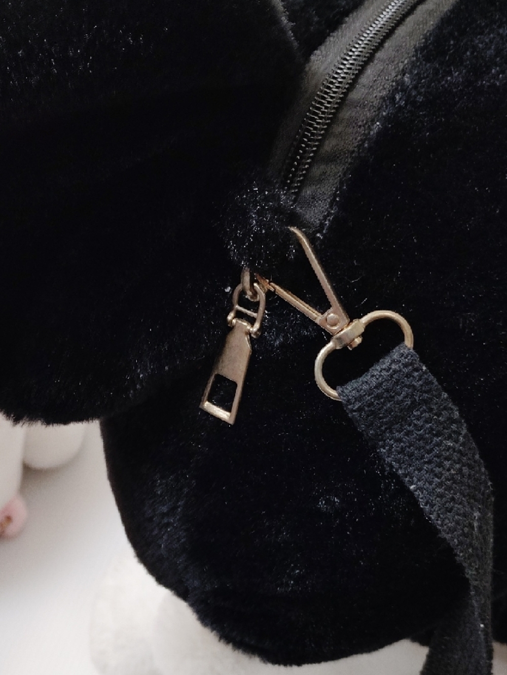 Sanrio Hello Kitty And Friends, Kurami Plush Backpack - Picture 9 of 11